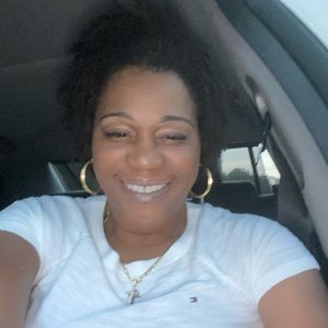 Meet your Posher, Nishicka